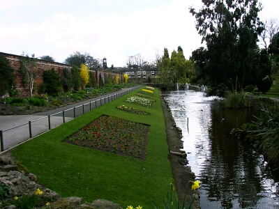 Canal Gardens
